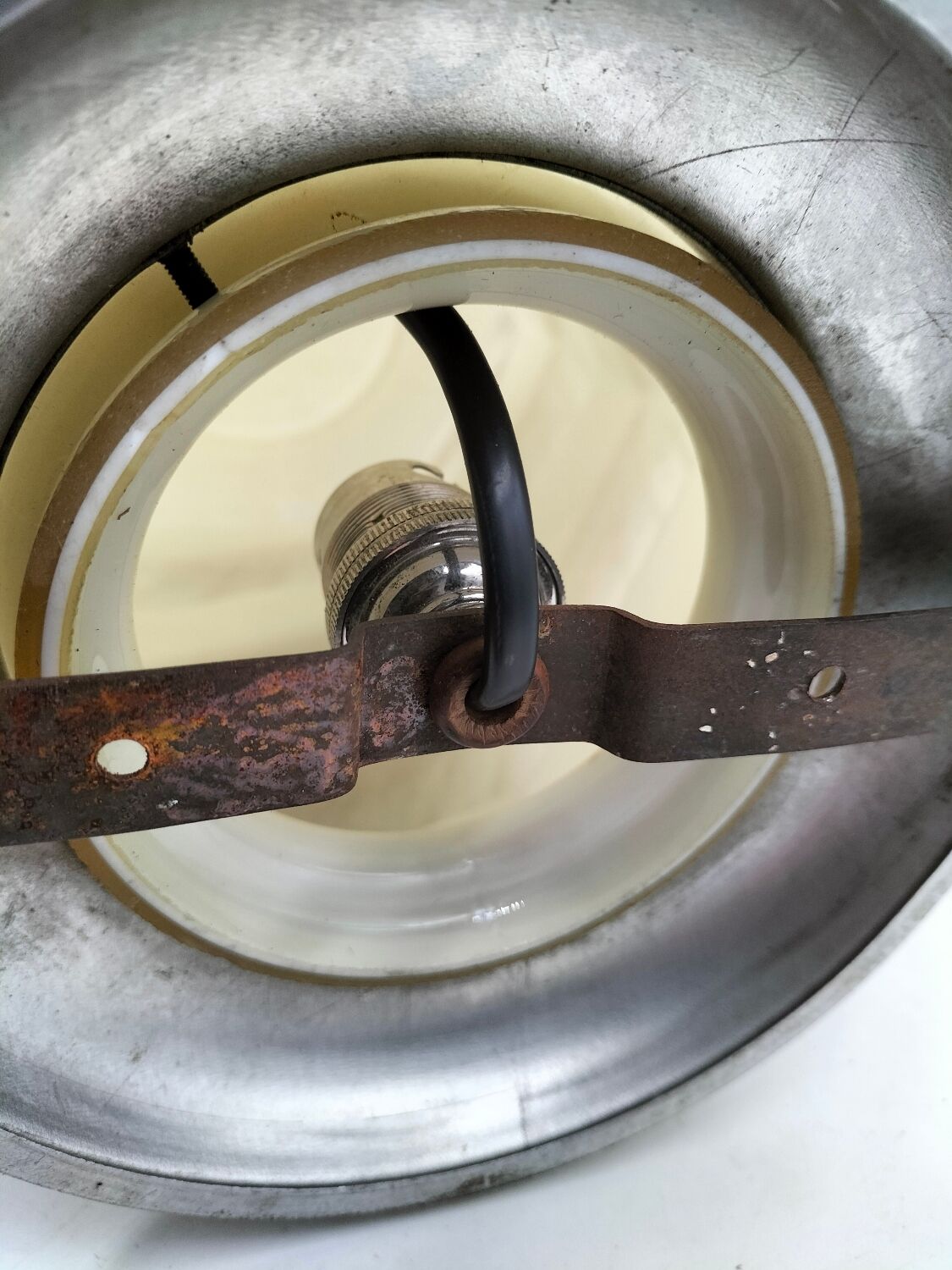 Opaline ceiling light