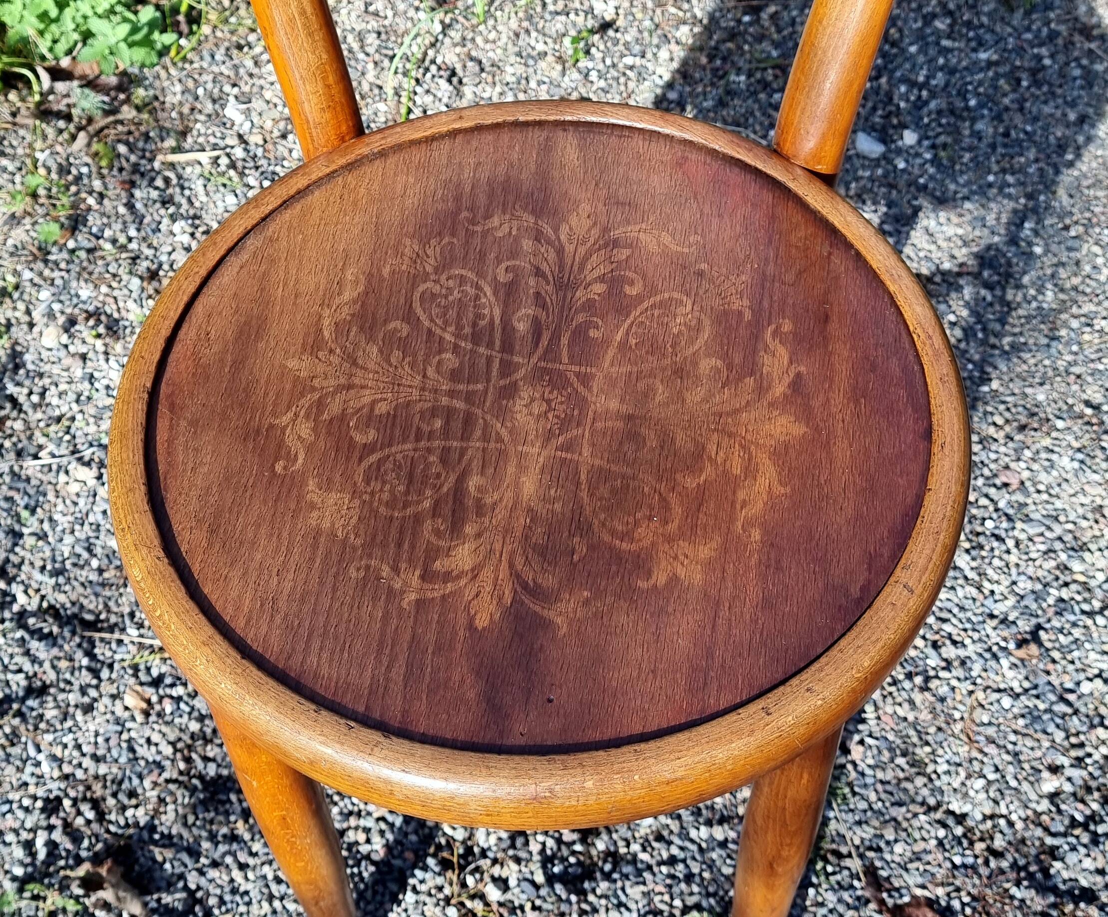 Bistro chair n°14 Horgen-Glarus Switzerland 1900 ca art nouveau seat