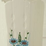Six-panel vase floral pattern