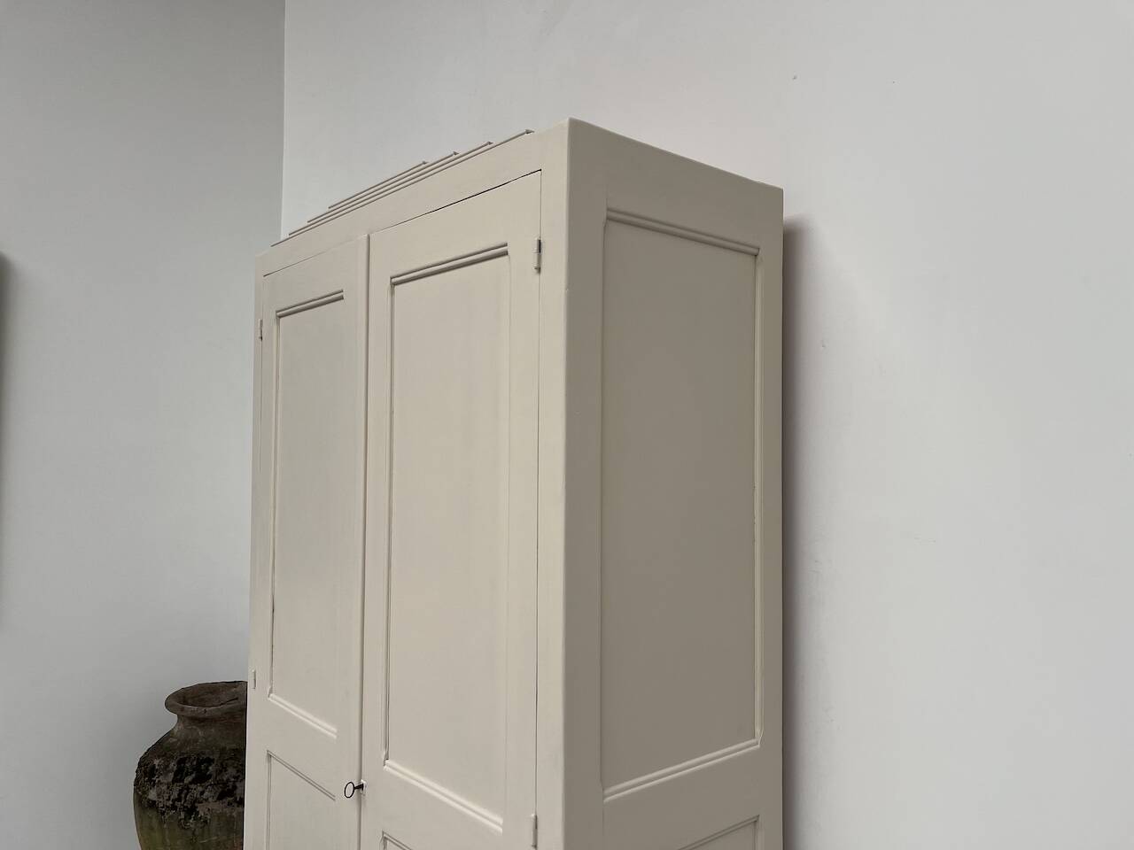 Restored 1930 art deco wardrobe, pure linen color
