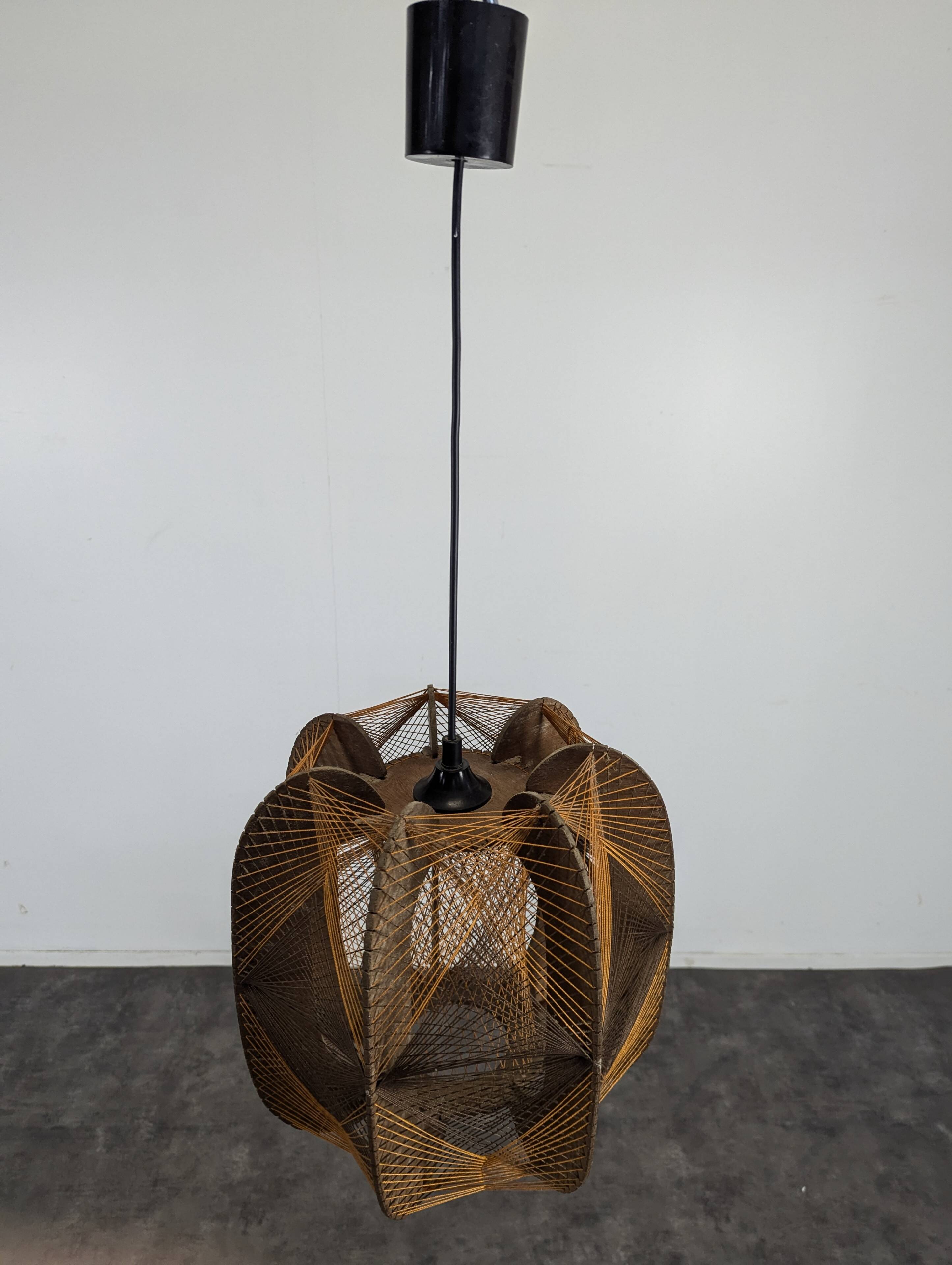 Suspension scandinave tissée