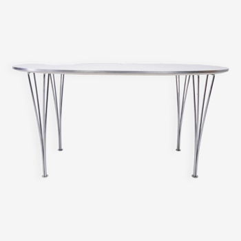 Superellipse dining table by Fritz Hansen, 1993