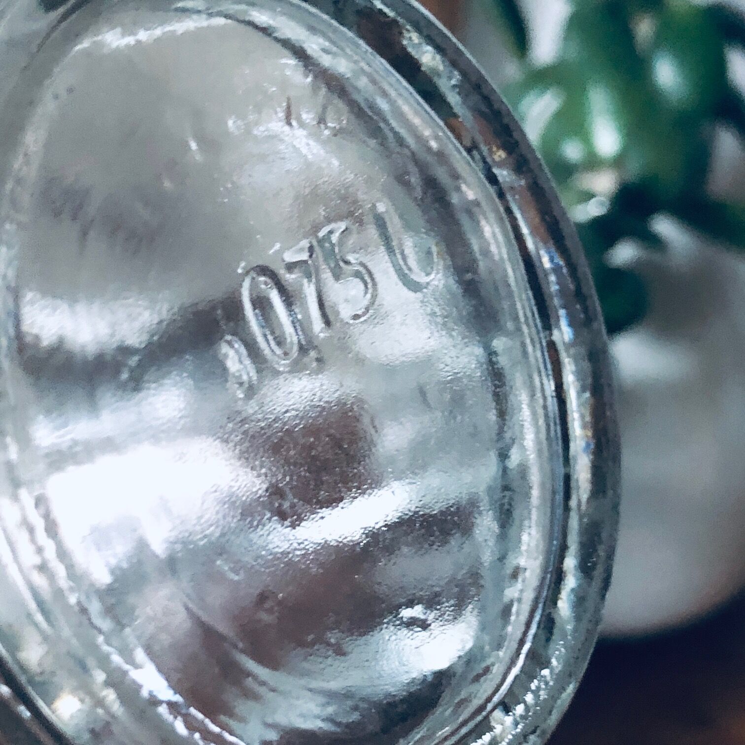 Carafe vintage glass ball