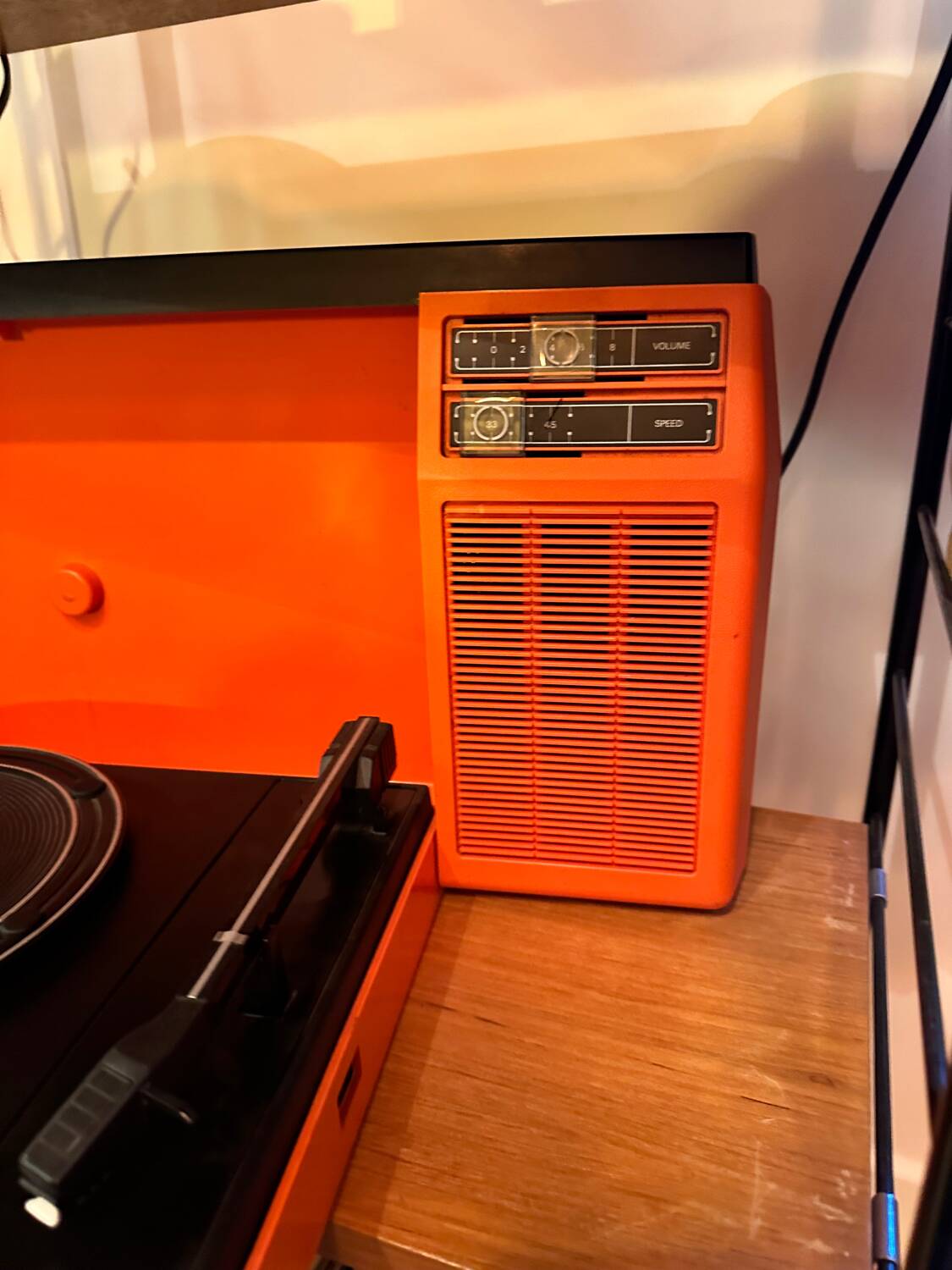 Philips 70' vintage vinyl turntable