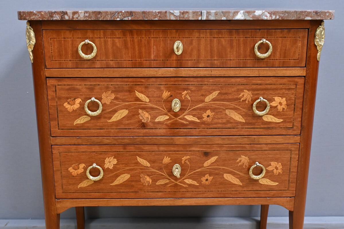 Petite Commode en Acajou Blond – Début XXe