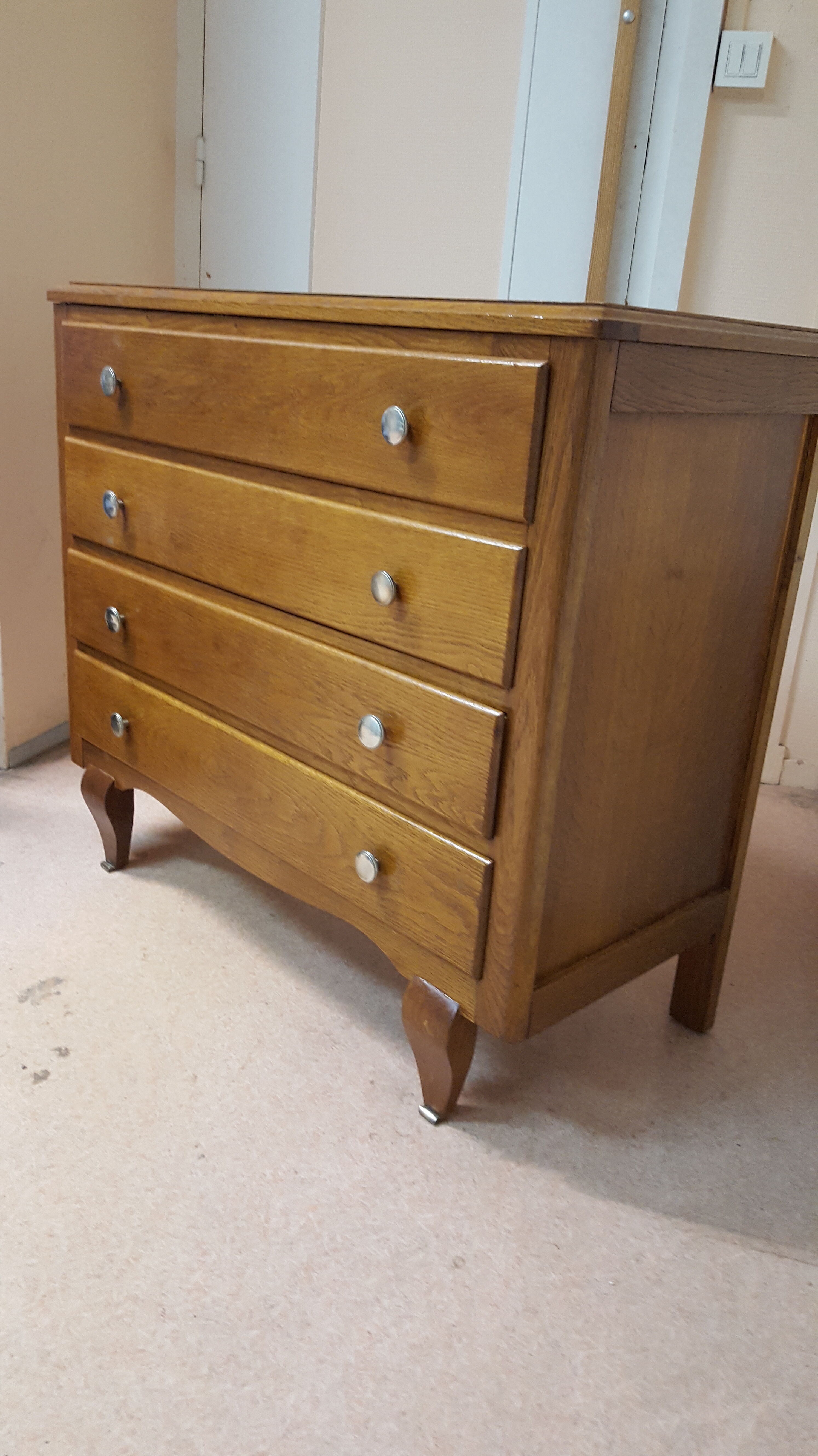 Small dresser year 50/60