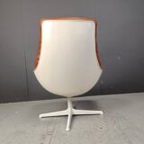 Space age fiberglass swivel chair, 1960s