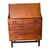 Scandinavian secretary