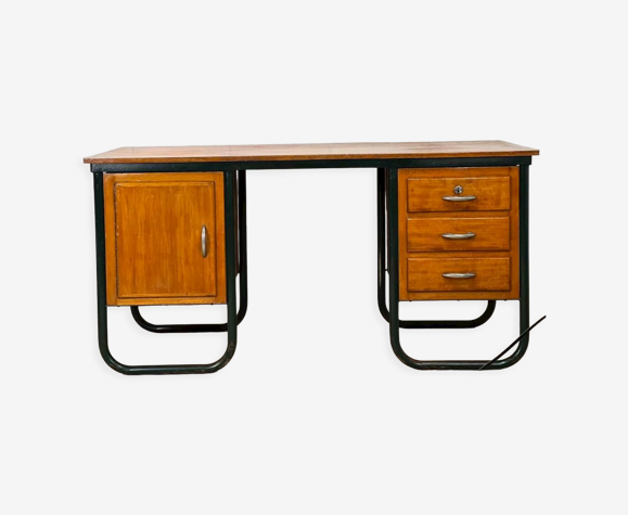 Bureau en tube industriel