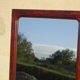 Large antique mirror in a flame mahogany frame; 132x82 cm