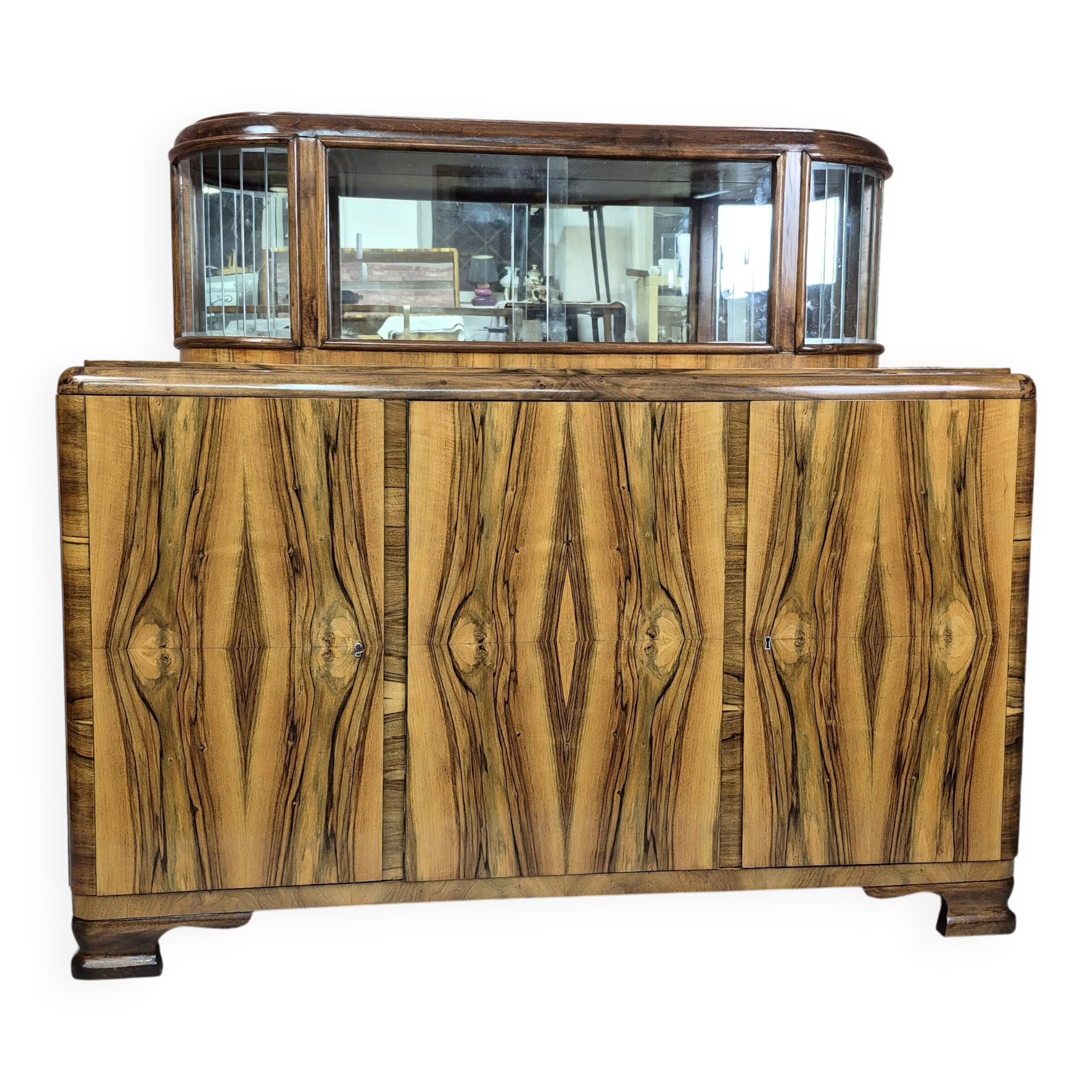 Exceptional Art Deco Walnut Sideboard with Slatted Glass Display - 1930s Fu