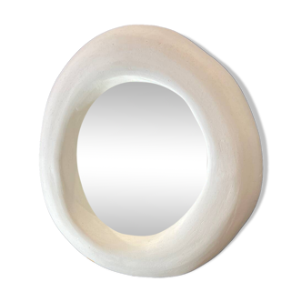 Round mirror