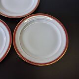 Set of porcelain plates from Chastagner et Cie in good condition.