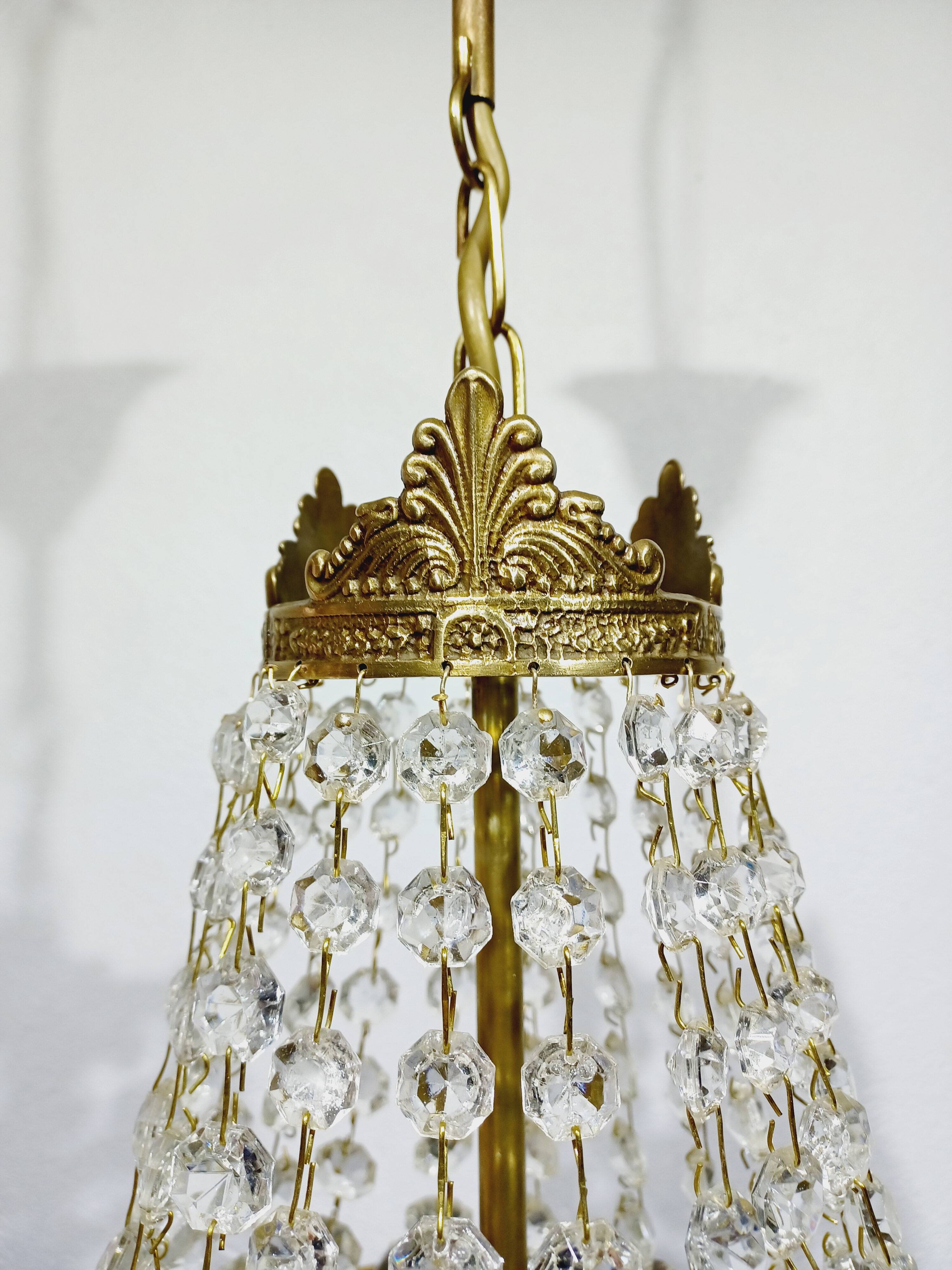 2-light hot air balloon chandelier