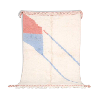 Traditional handmade pure wool Berber rug size 150 x 250 cm.