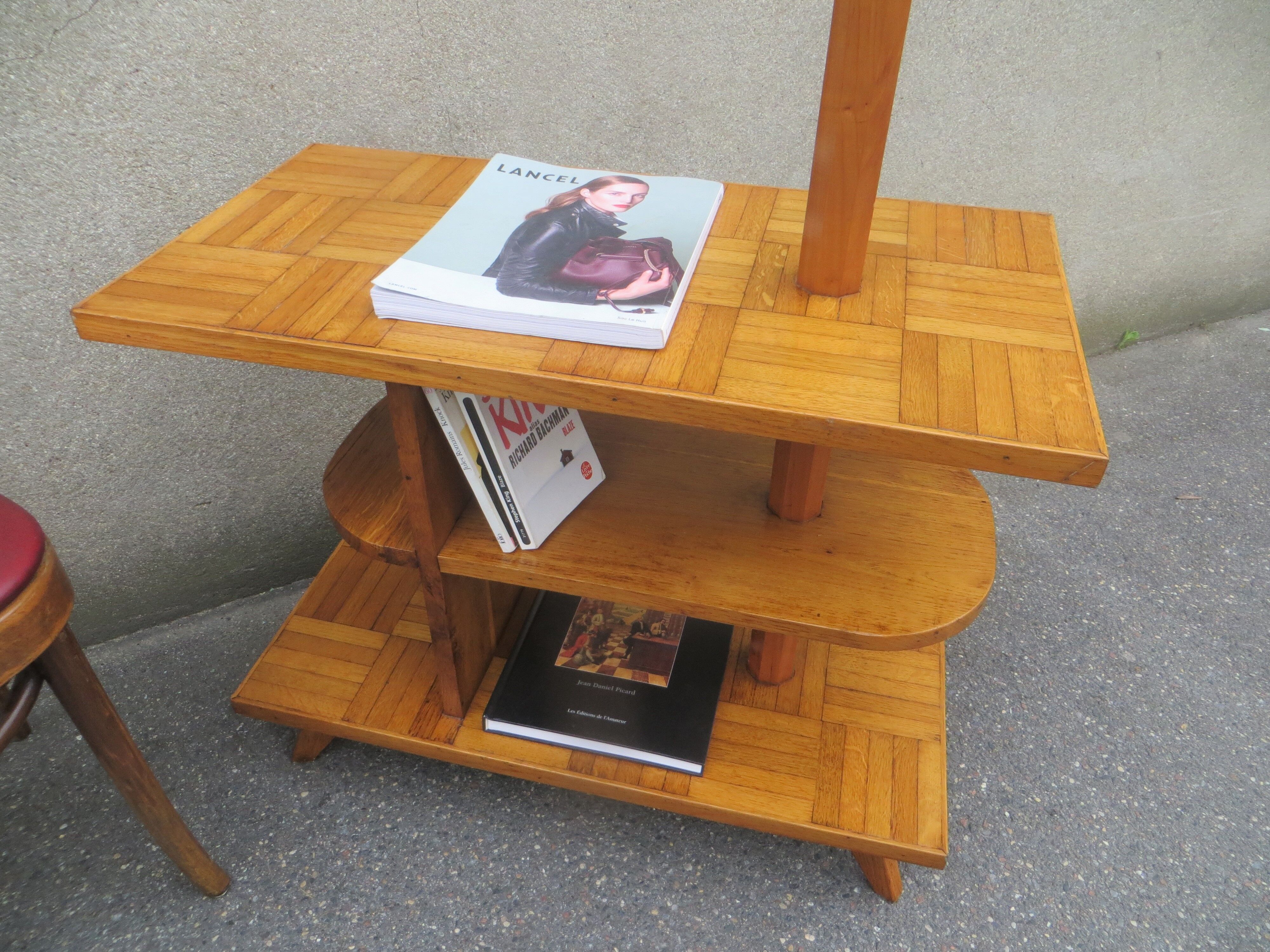 Constructivist pedestal 50's