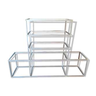 Aluminum and smoked plexiglass shelf