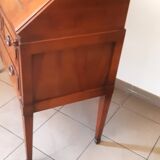 Secretaire de pente ,bureau dos d'âne style Louis XVI ,excellente copie XXèm merisier teinté noyer