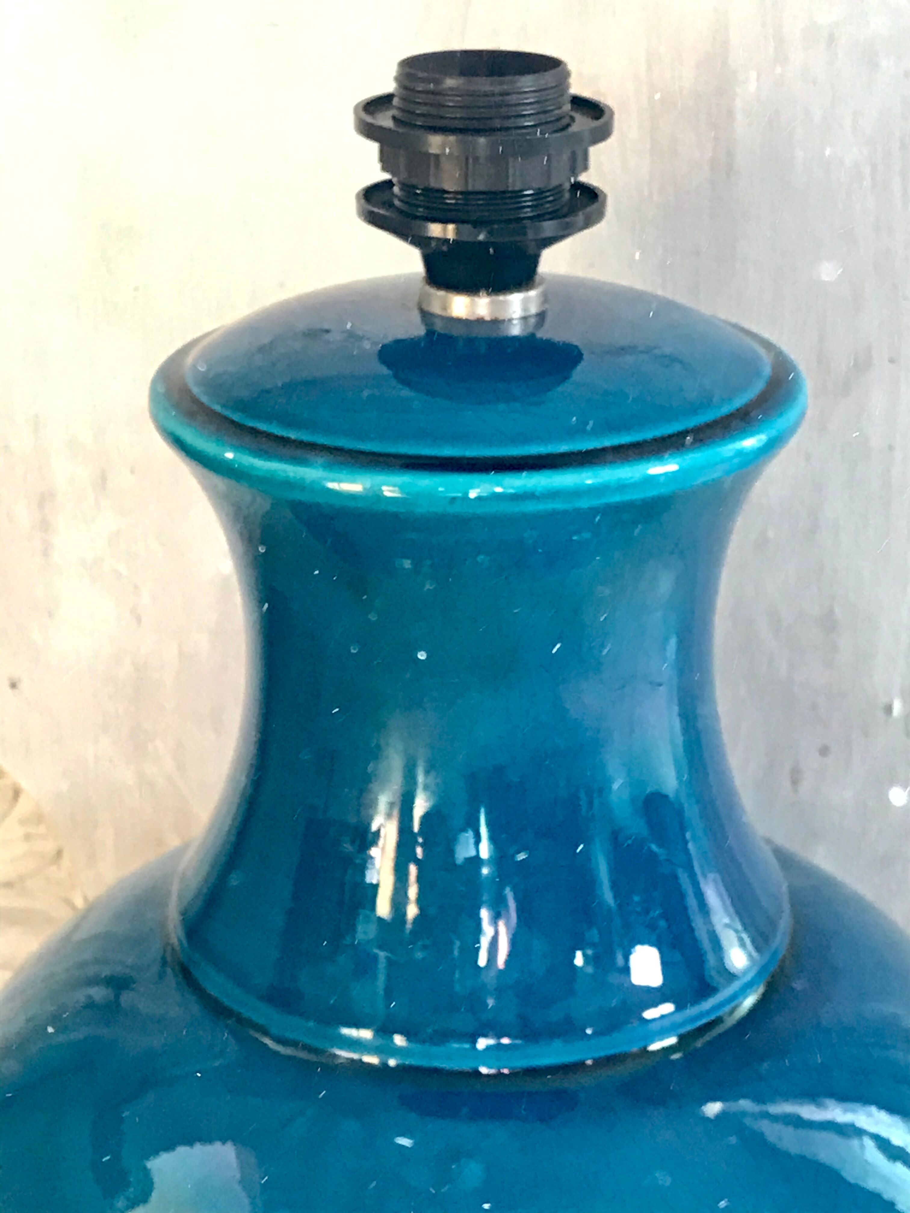 Vintage cracked ceramic lamp