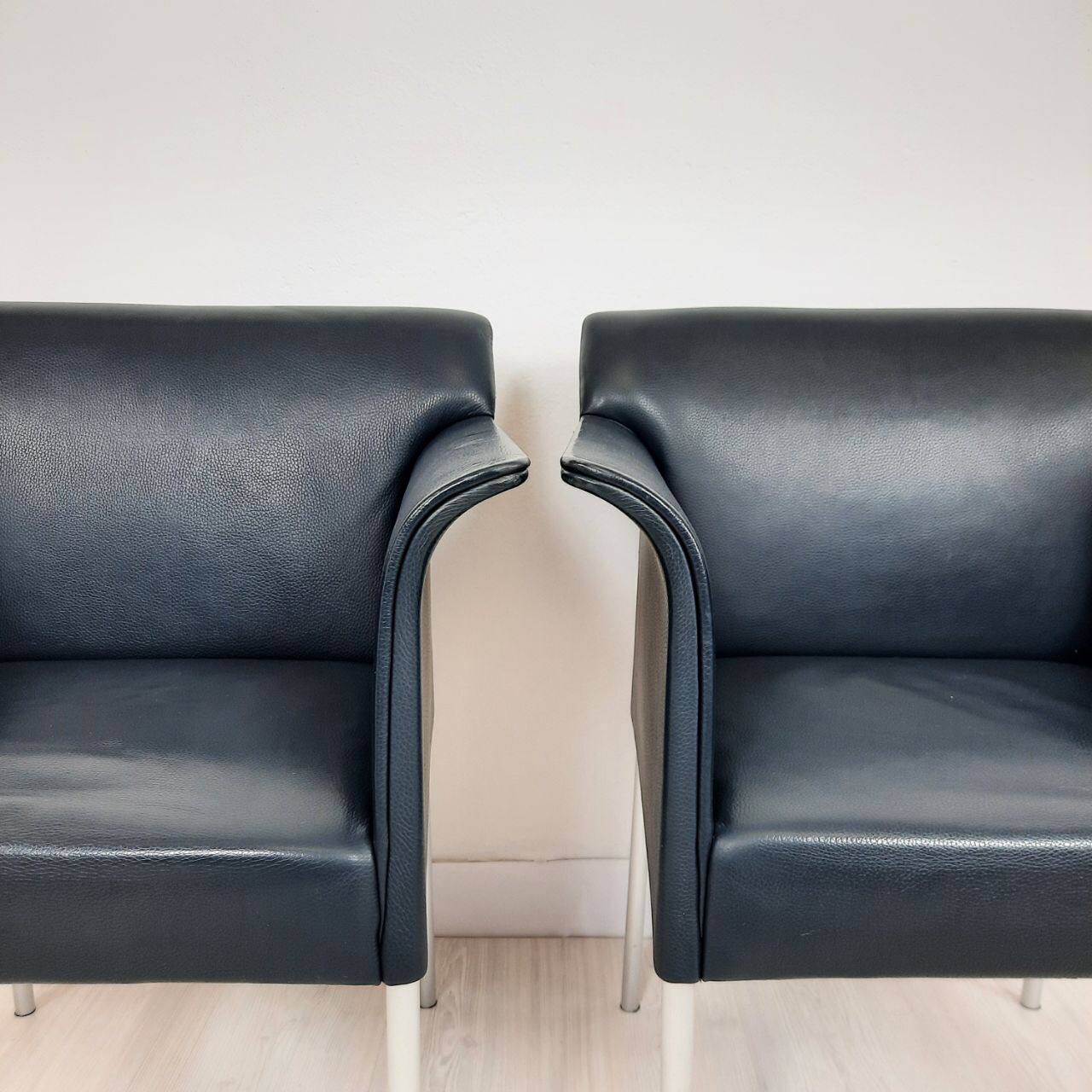 Quatre fauteuils de Matteo Grassi cuir années 1990/2000