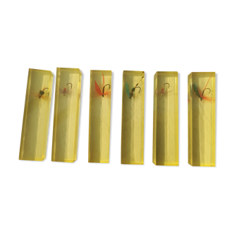 Set of 6 carries knives with fishing lures