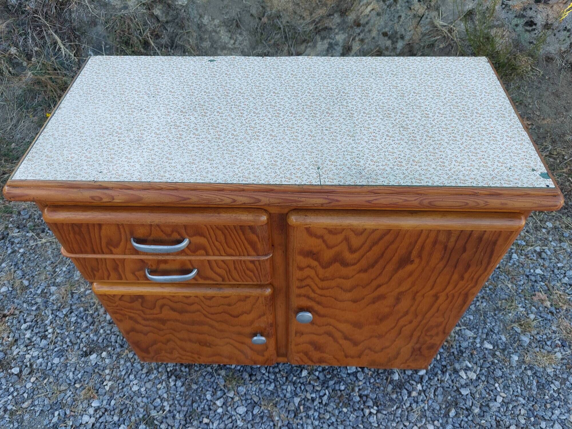 Mado buffet, asymmetrical doors, metal, floral top, vintage