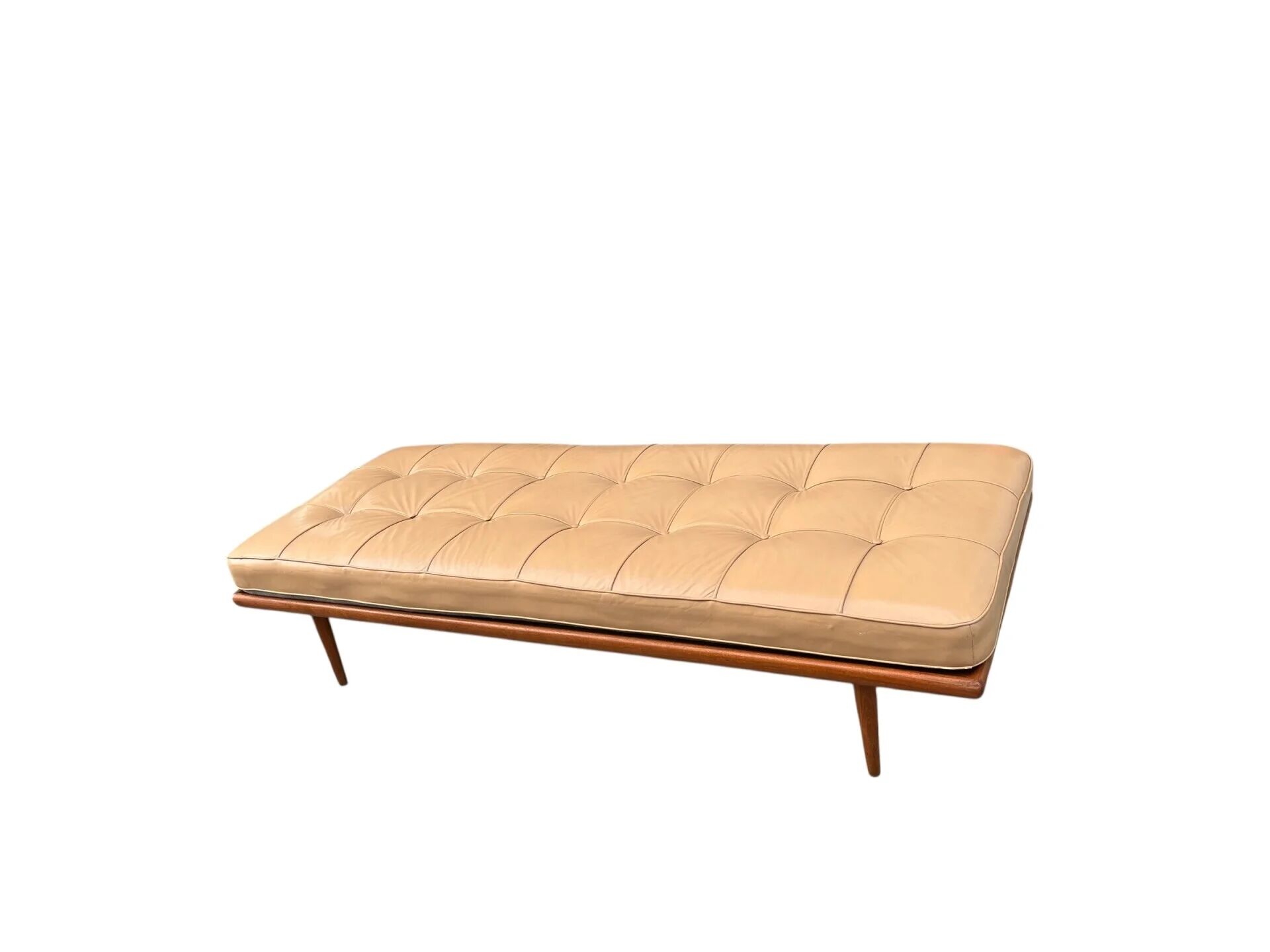 Leather daybed by Peter Hvidt for France & Son