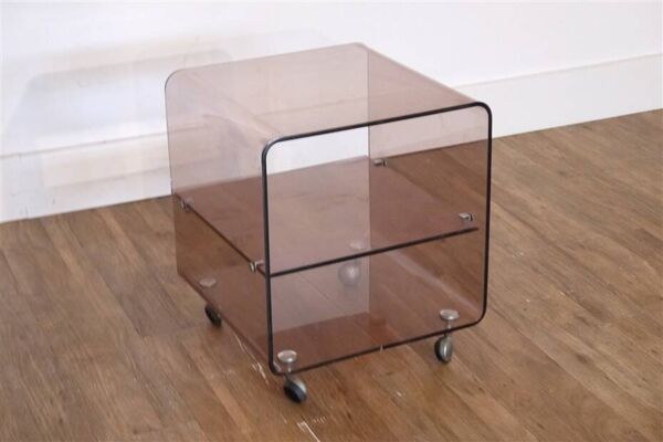 Table d'appoint en plexiglas de Michel Dumas