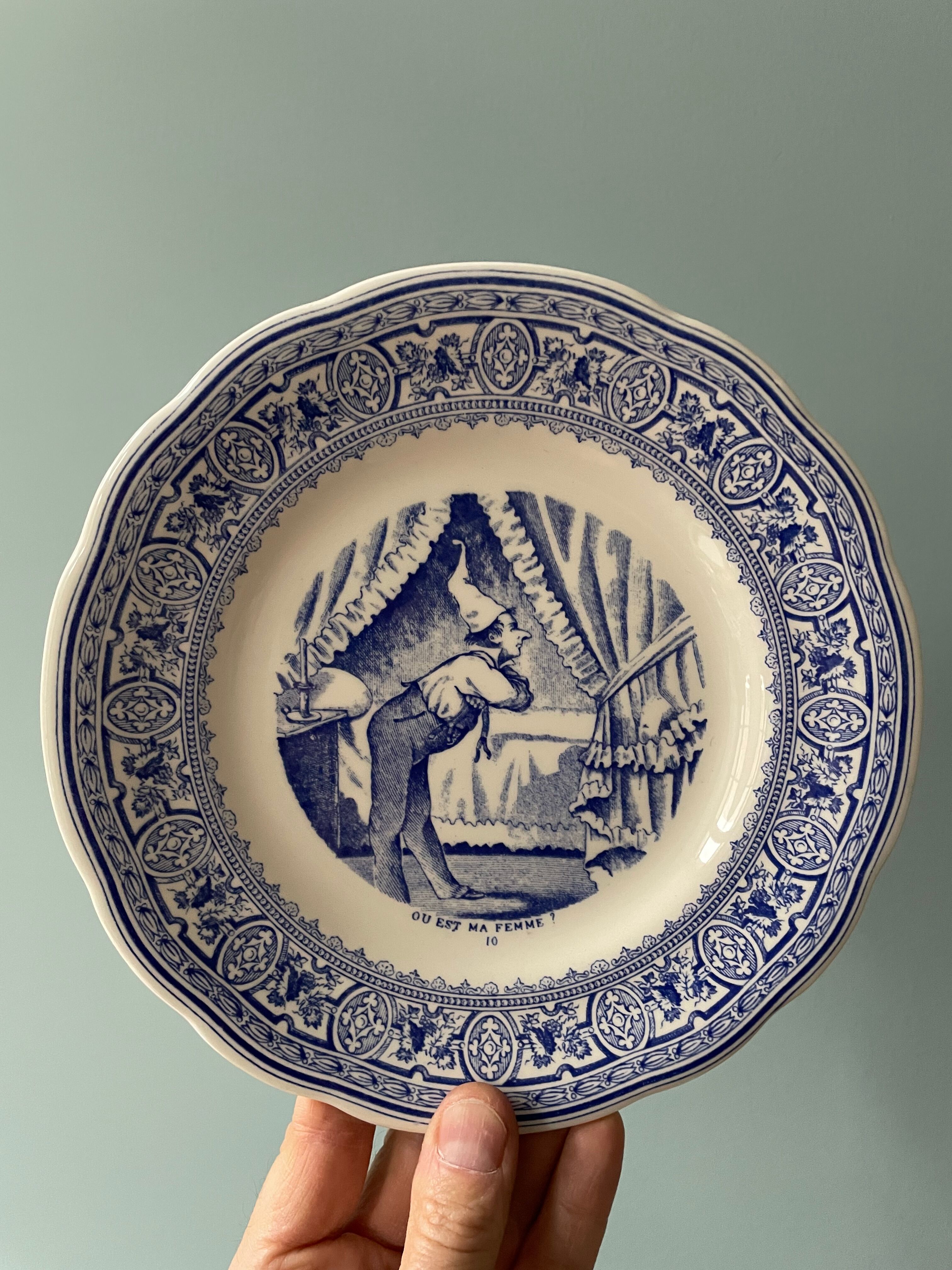 Complete set of 12 talking plates in Gien earthenware