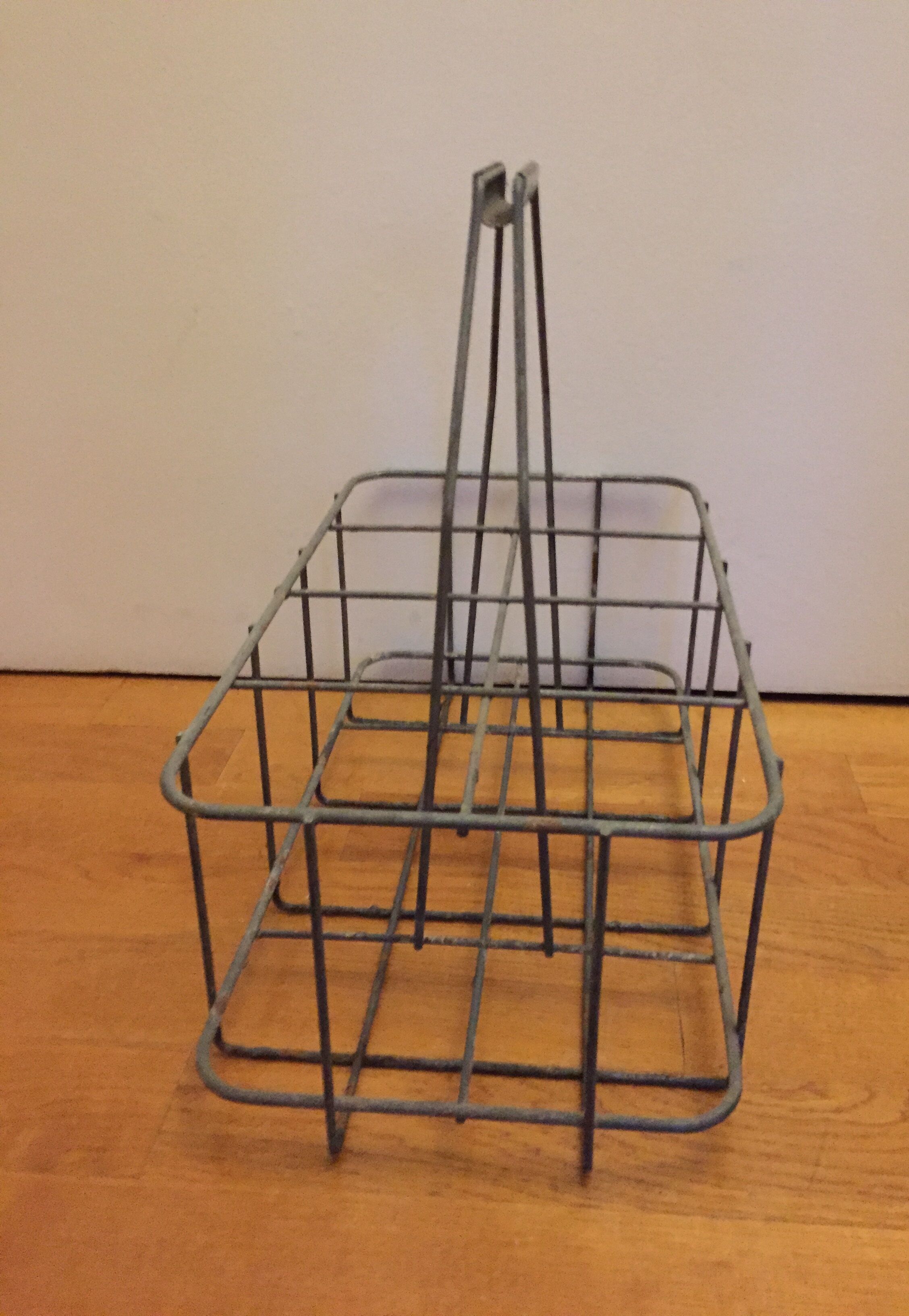 Door metal bottles