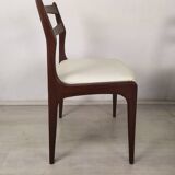 6 white leather Scandinavian chairs