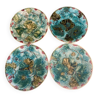 4 assiettes en barbotine ancienne