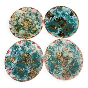 4 assiettes en barbotine ancienne