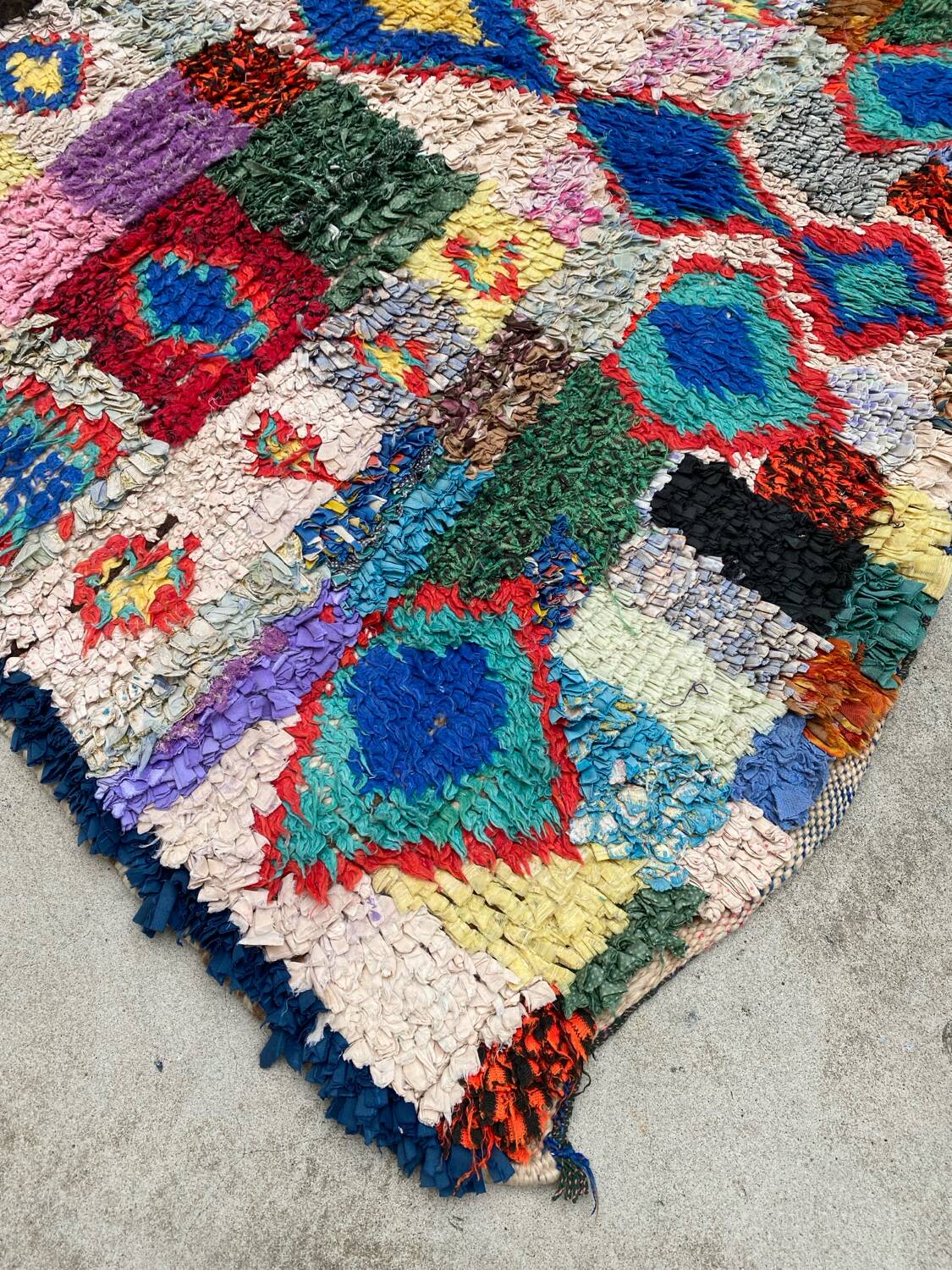 Vintage Berber rug 250 x 140 cm
