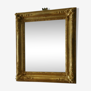 Golden romantic mirror with gold leaf