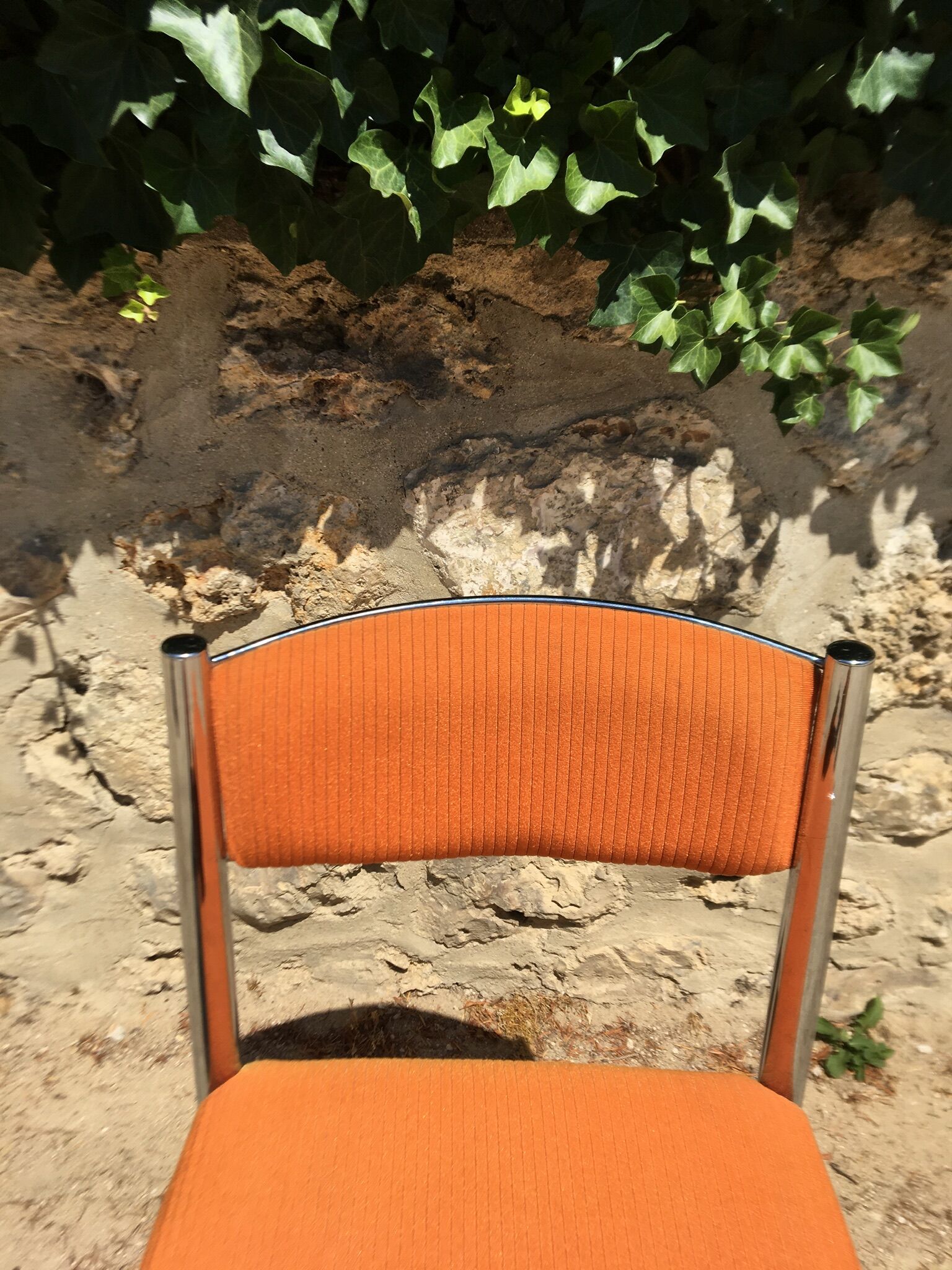 Ensemble 3 chaises acier chromé avec 1 tabouret 70’s