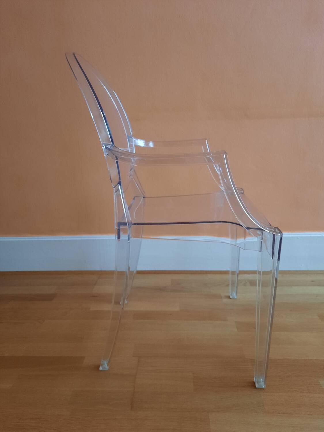 Pair of Louis Ghost Chairs, design Philippe Starck, Kartell edition