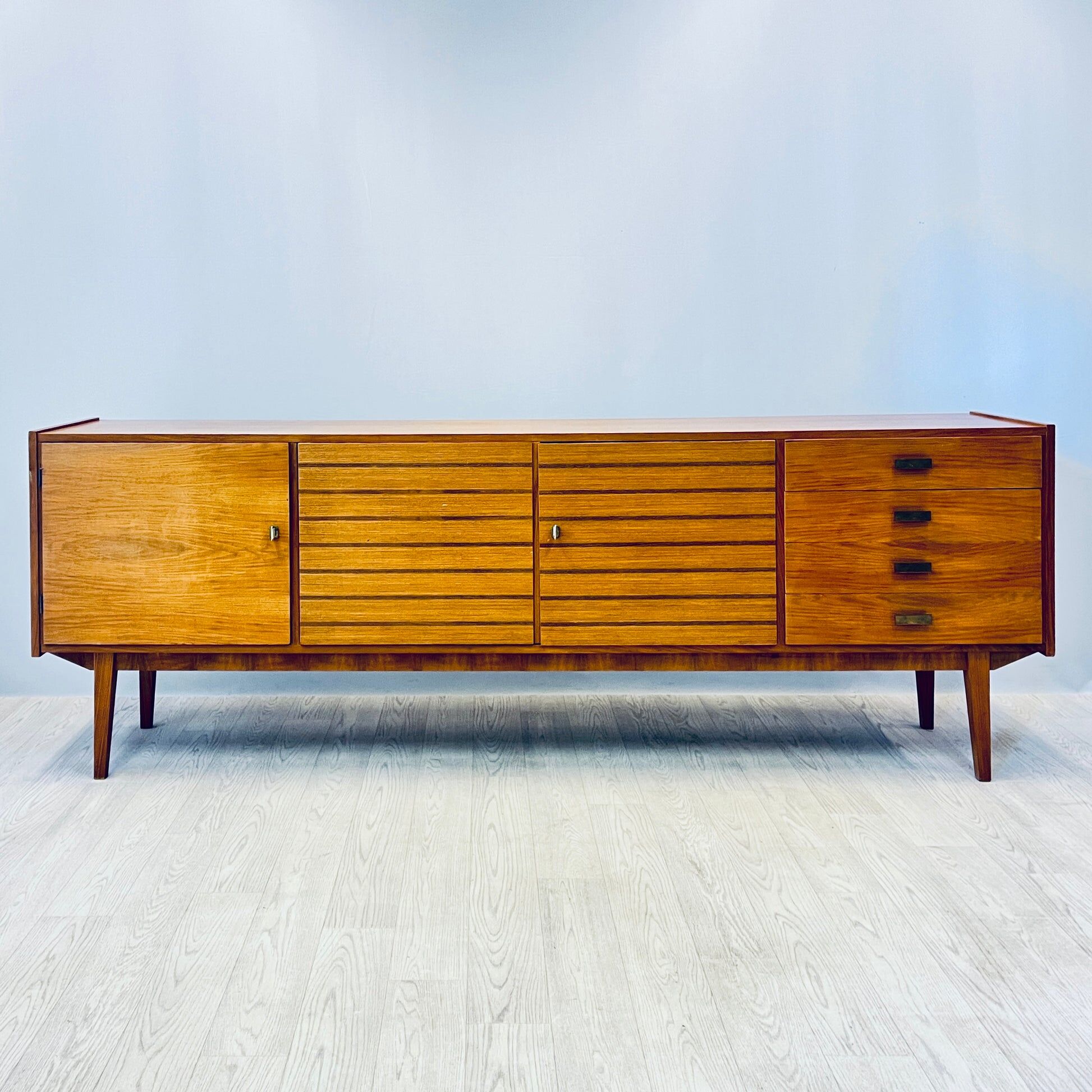 Mid-century buffet
