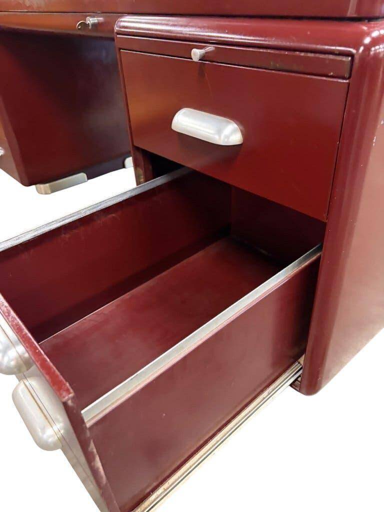 Bureau vintage en métal bordeaux Ahrend / Bureau Oda Prominent