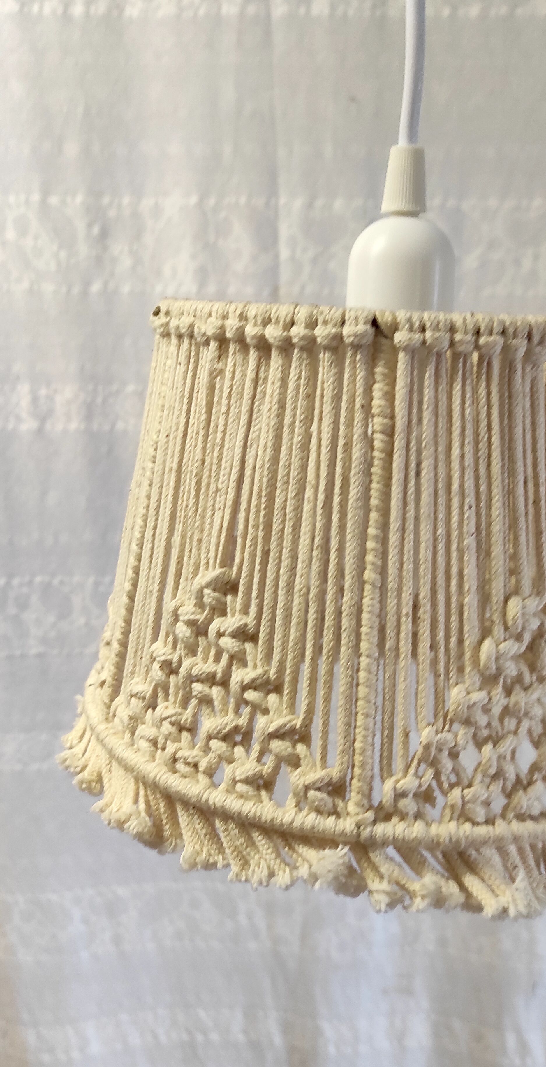 Suspension in macramé – 60s/70s