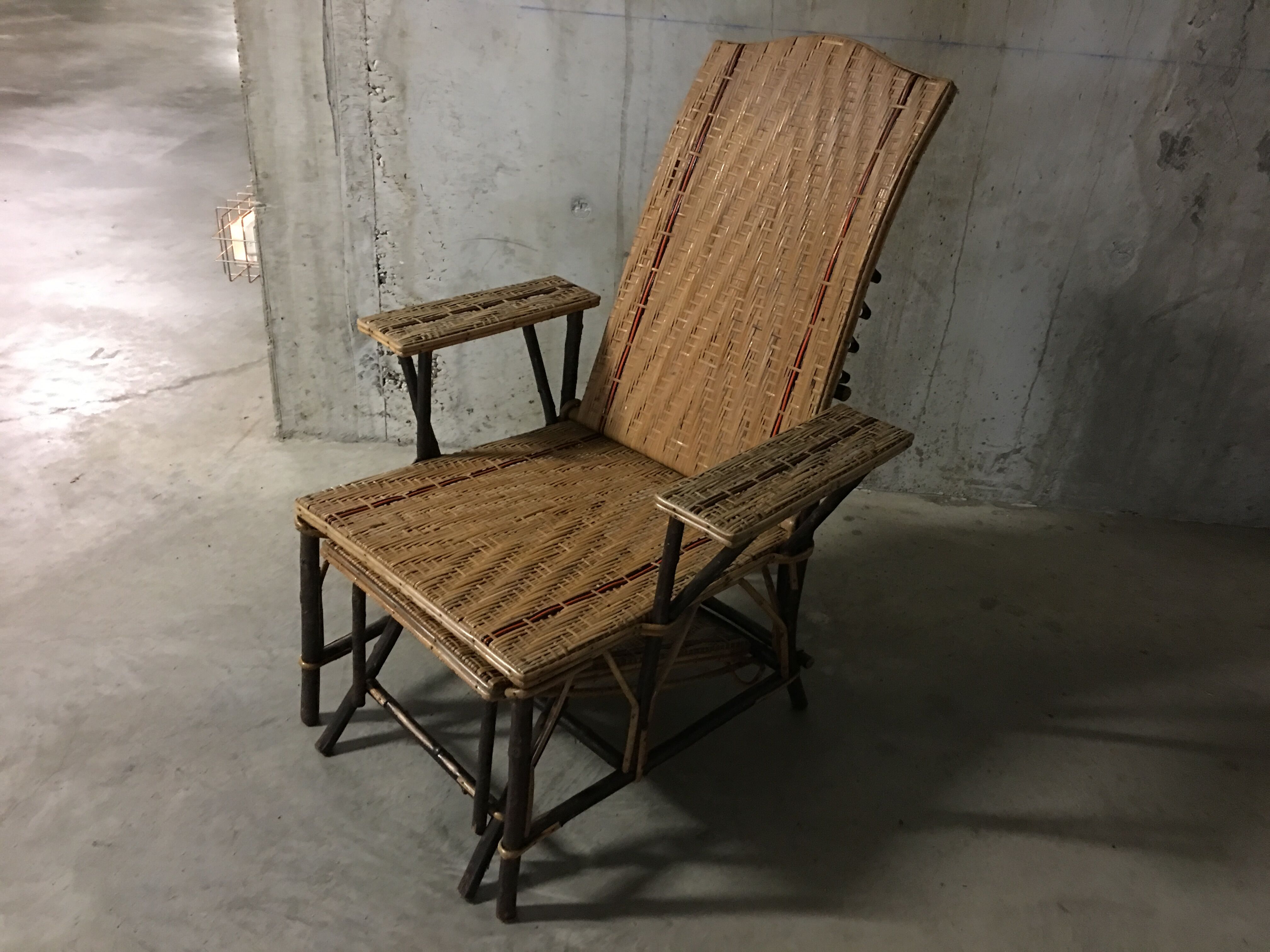 Lounge chair 60s rattan