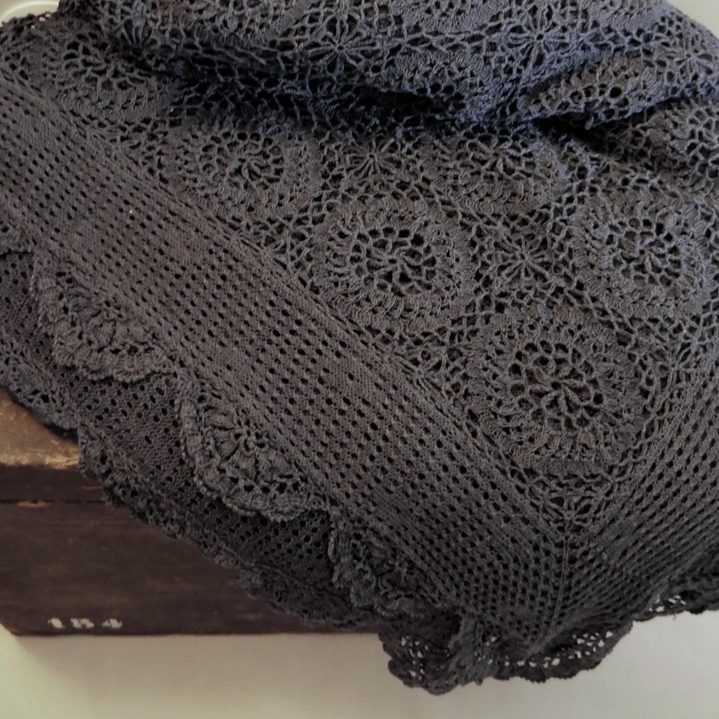 Dyed crochet bed top