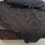 Dyed crochet bed top