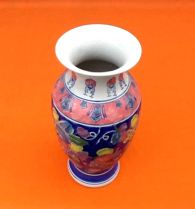 Baluster vase Polychrome ceramic Floral decoration