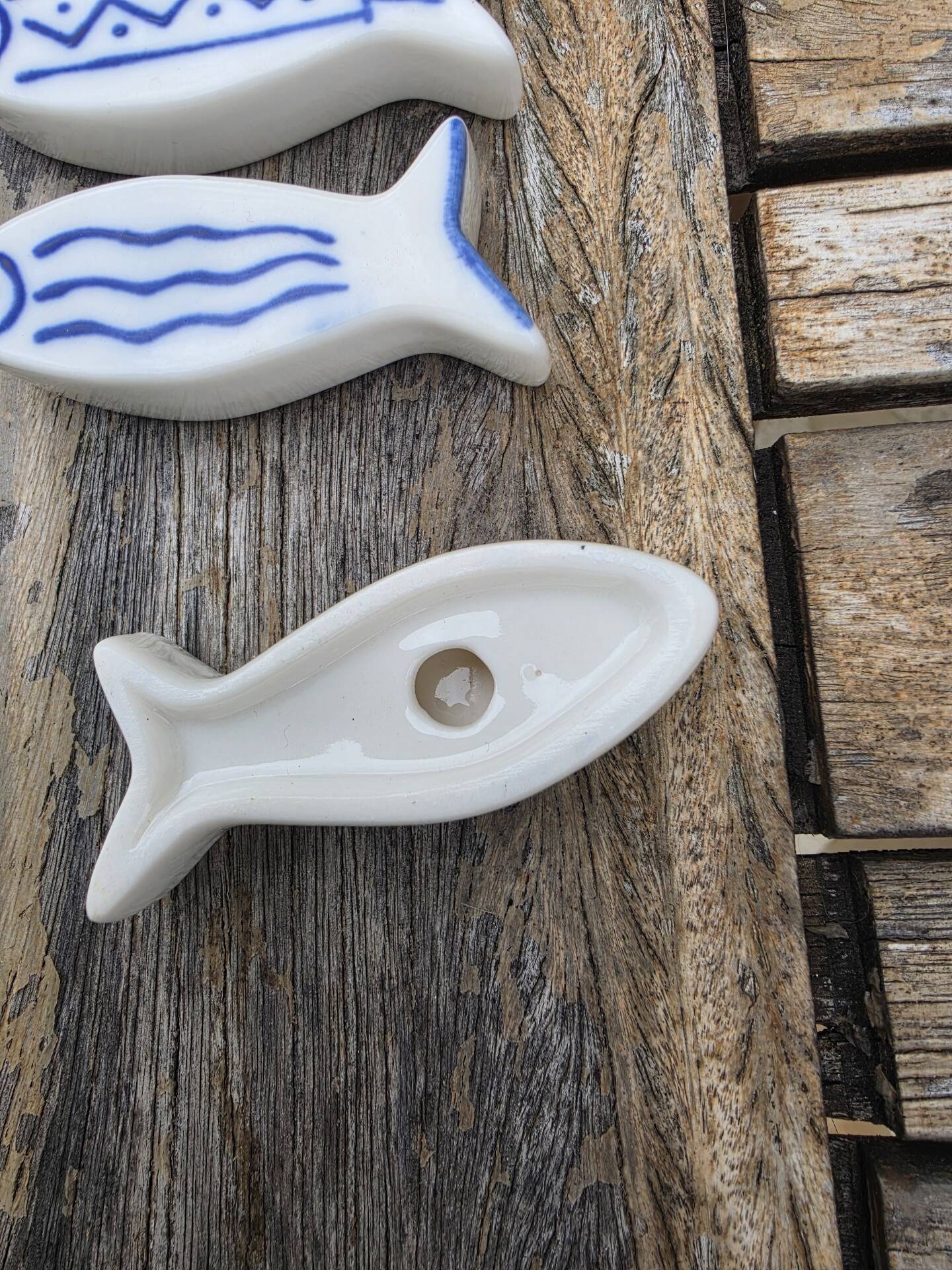 Set of 6 vintage ceramic painted fish motif spoon rests.