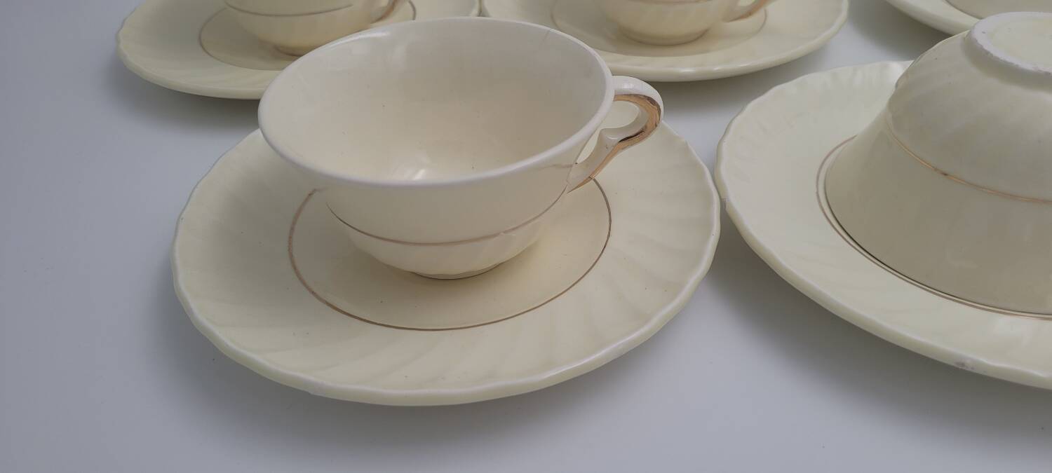 60's coffee cups