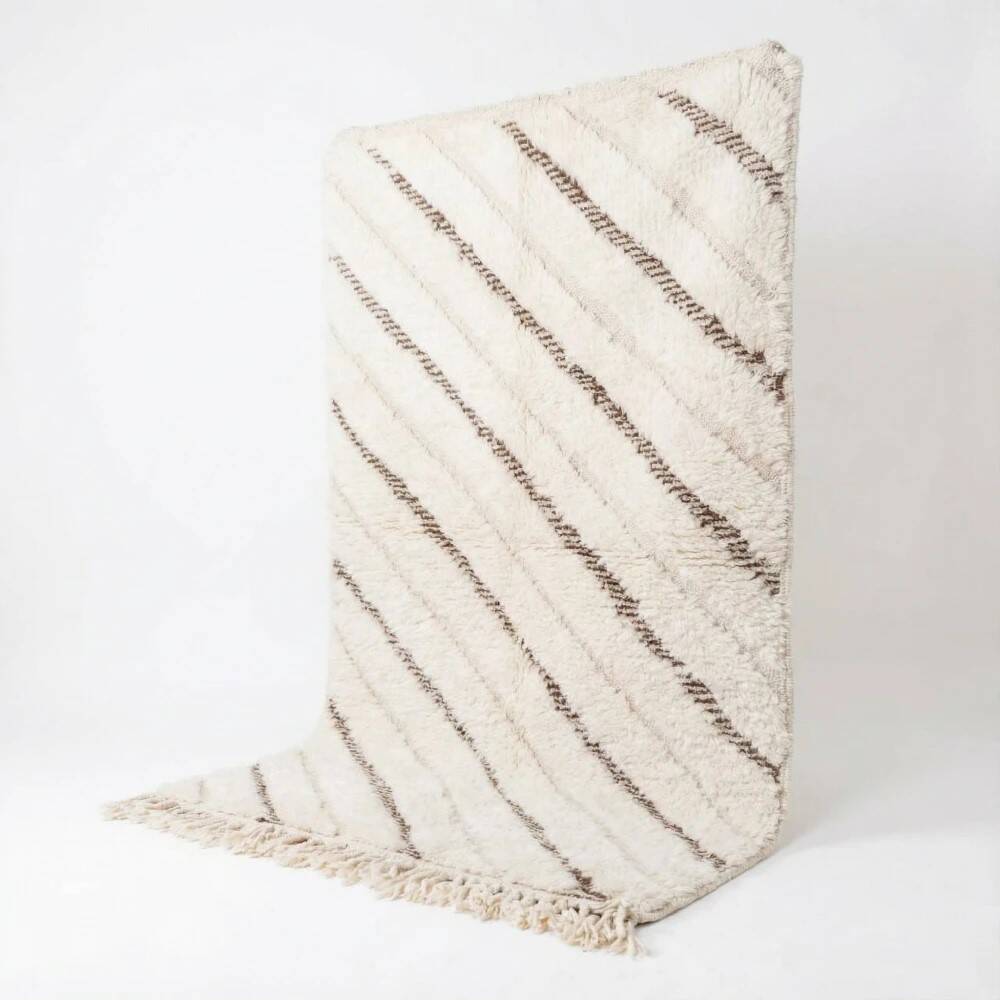 Tapis marocain graphique blanc et noir