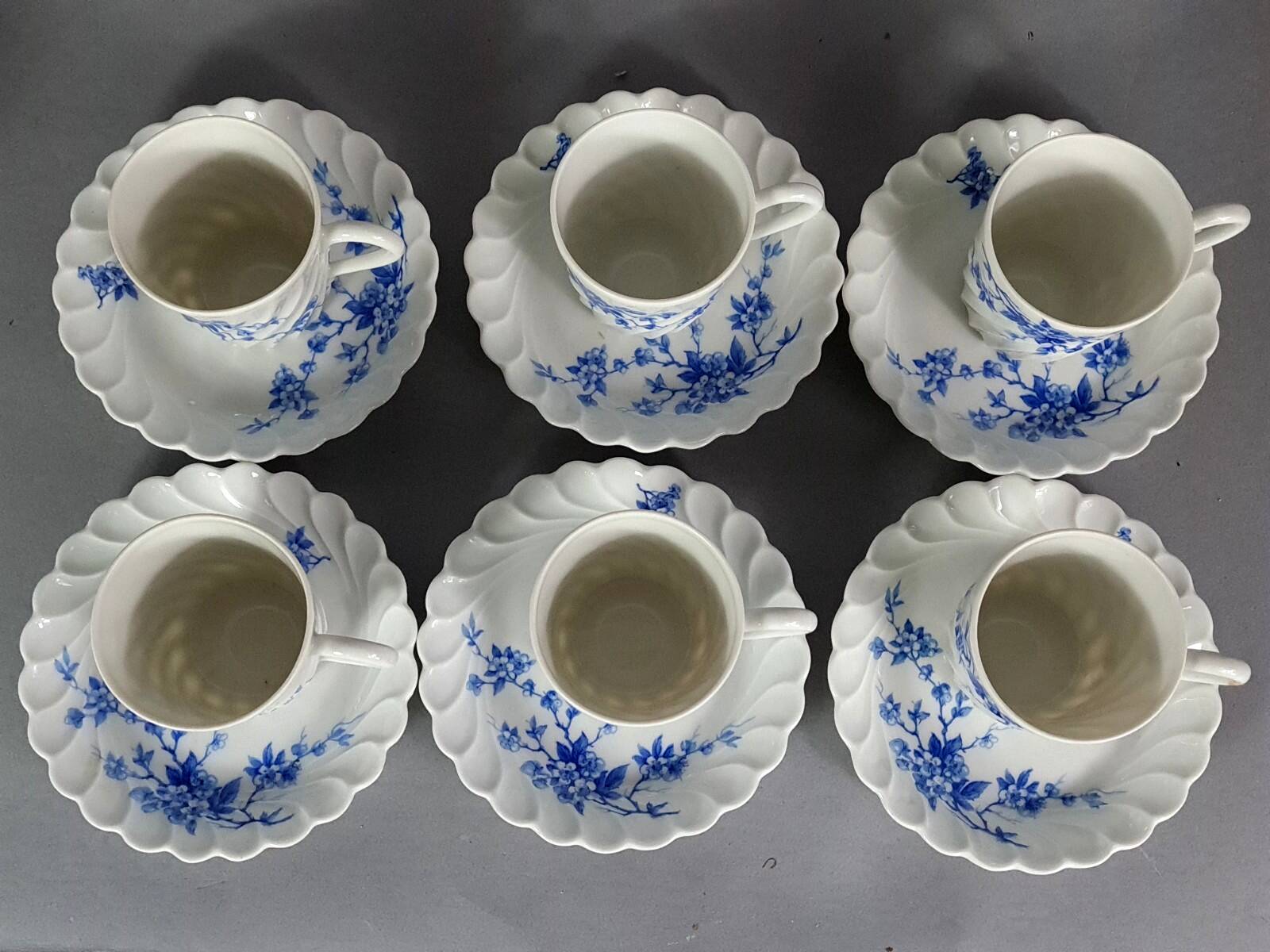 6 Haviland Limoges porcelain coffee cups and saucers C640