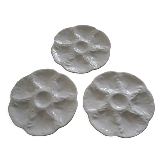 Set of 3 plates with oysters in slip, Gien.