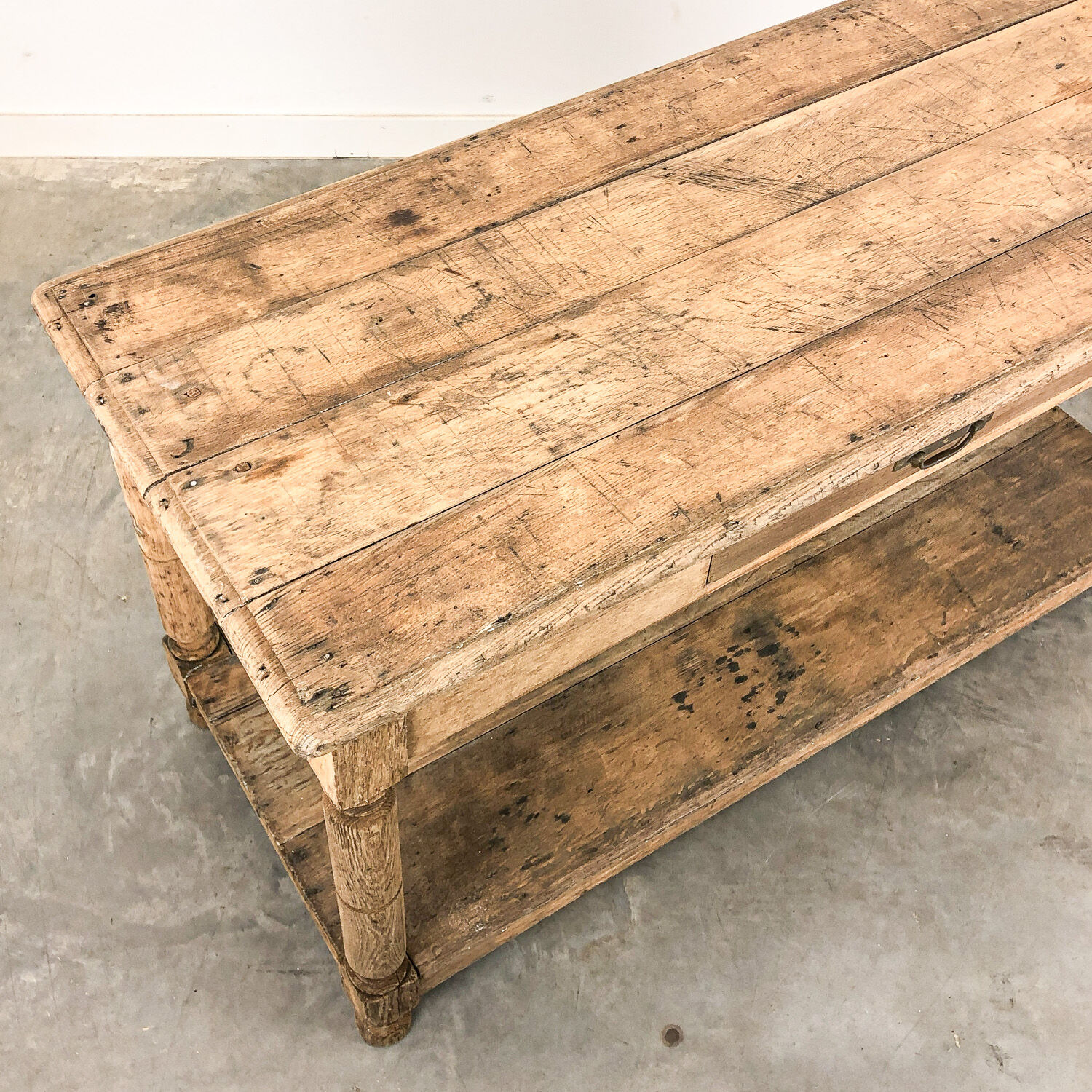 Antique bleeched oak drapers table 19th century